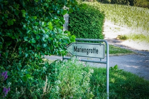 Schild Mariengrotte Frankfurt