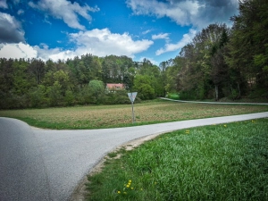 Häuser in Sicht: Rechts abbiegen