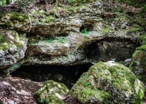 Felsloch Voithöhle