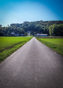 Geteerter Weg nach Eschenbach