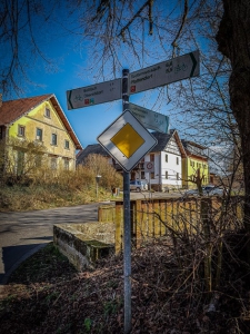 Wegweiser in der Schlossgasse