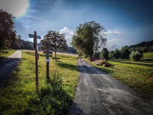 Erneuter Wegweiser außerhalb von Lauenstein