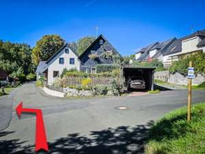 Unten auf der Kreuzung nach links unten