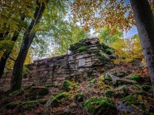 Ruine Hirschstein am Großen Kornberg