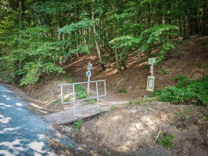 Neue kleine Fußgängerbrücke