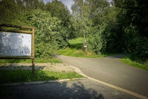 Wanderparkplatz oberhalb Friedhof Goldkronach