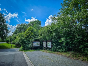 Wanderparkplatz oberhalb Friedhof Goldkronach