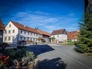 Rückweg hoch zur Kirche