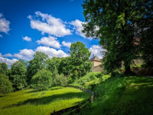 Weg hinauf zum Schloss Ober-Aufseß