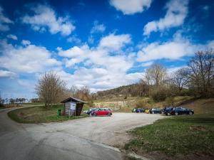 Wanderparkplatz oberhalb von Wittelshofen