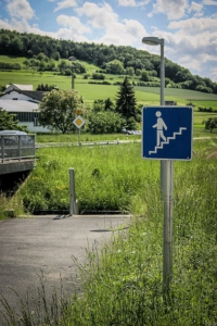 bequem unter Bundesstraße hindurch