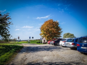 Parkplatz außerhalb von Großenbuch