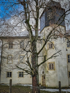 Blick auf das Schloss Almerswind