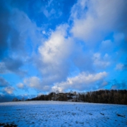 Blick hoch zur Domäne Schaumburg im Winter