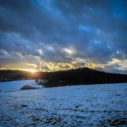 Winterliche Abendstimmung beim Ort Ehnes