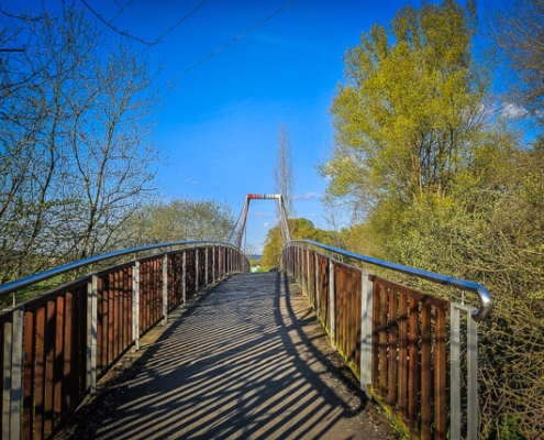Die Brücke über den Mainzusammenfluss