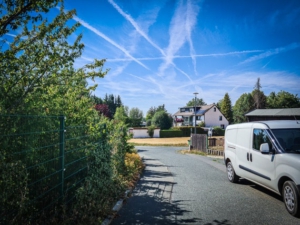 In den Ort Schwarzenbach am Wald hinein