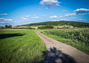 Weg quer durch den Itzgrund