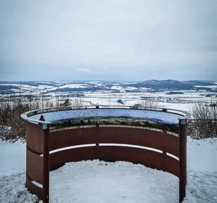 Winter an der Aussichtskanzel auf dem Veitsberg