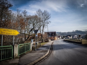 Straße Richtung Aschbach