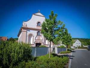 Kirche Erlabronn